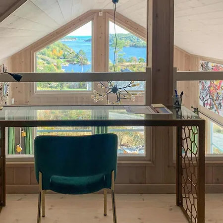 Beautiful In With Kitchen * Risør