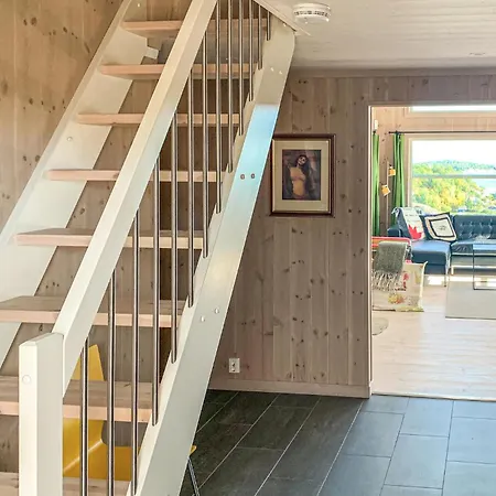 Beautiful In With Kitchen